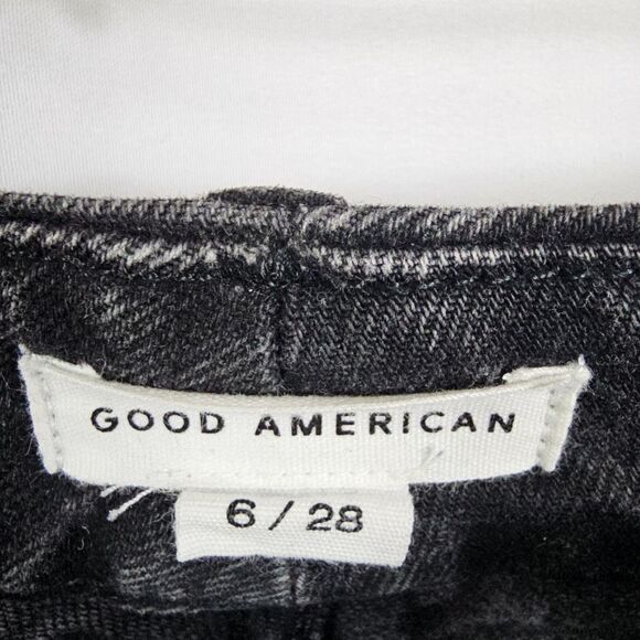 Good American Good Girlfriend Petite Jeans in Black - Size 6 - Picture 2 of 11